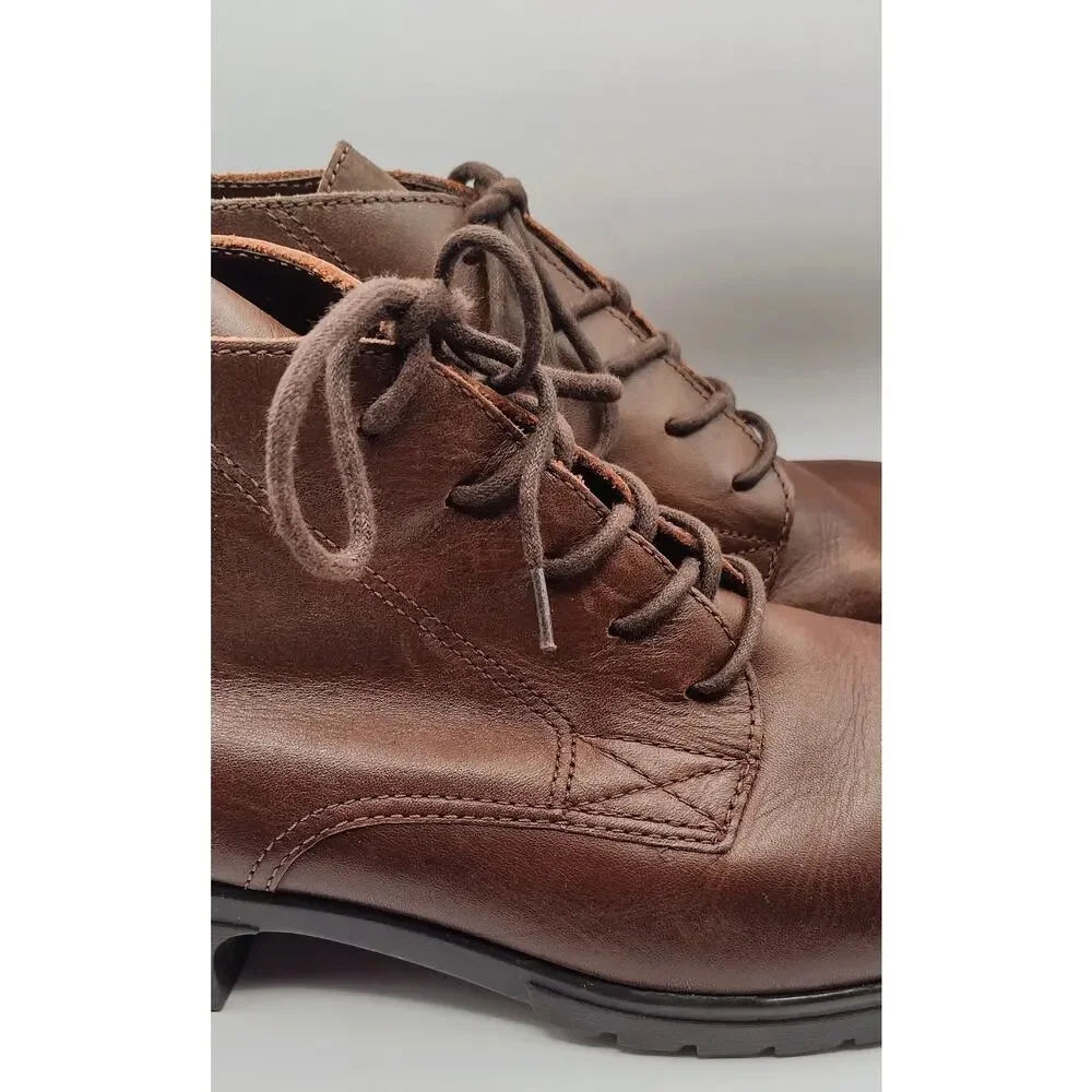 Nicole Club Valerie Brown Leather Lace Up Ankle Booties 10M